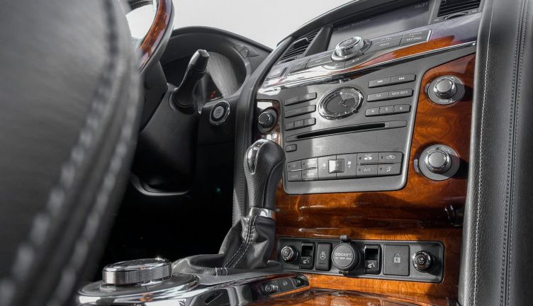Infiniti QX80