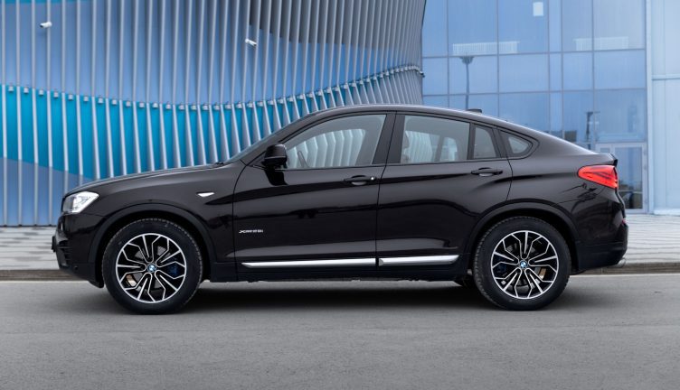 BMW X4 20i