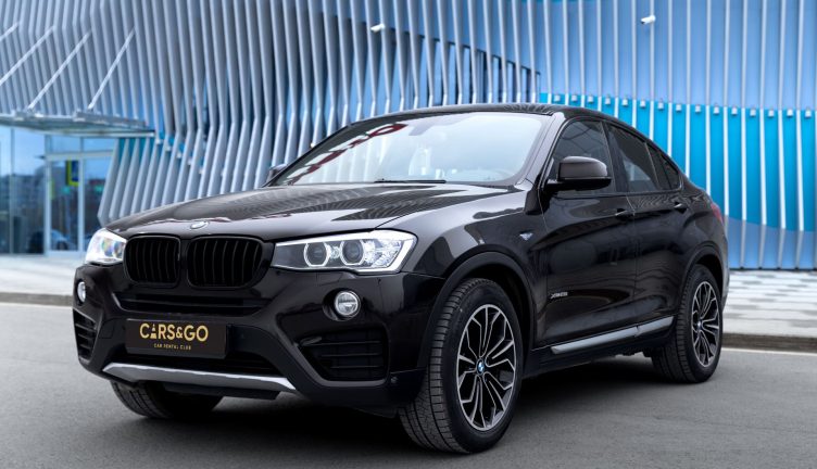 BMW X4 20i