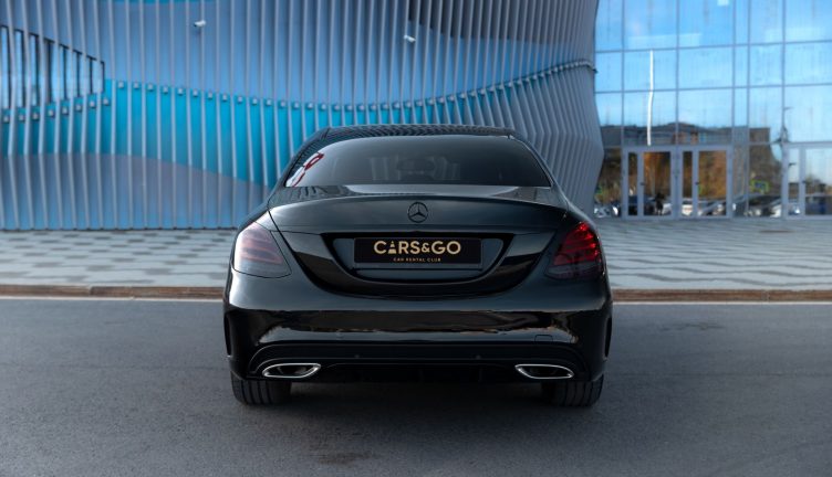 Mercedes-Benz C180