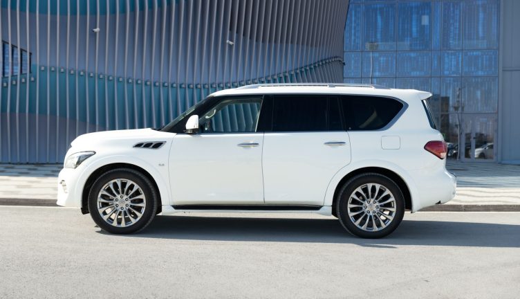 Infiniti QX80